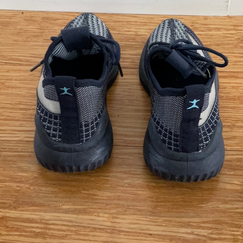 Danskin Navy and Gray Women's Sneakers - Picture 3 of 8